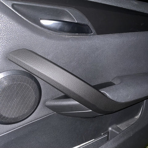 Xotic Tech Door Handle Cover Replacement Front Left + Right Side Inner Door Grab Handle Cover Armrest Bracket Compatible with BMW X1 E84 2008-2015