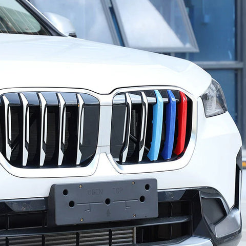 Front 5-Beam Kidney Grille M-Colored Strip Insert Clip Cover For BMW X1 2023-up
