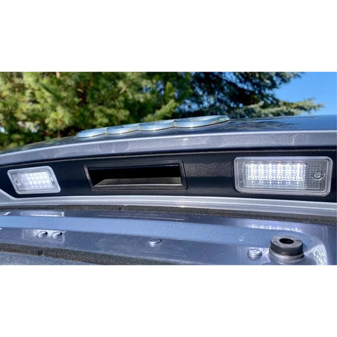 x xotic tech LED License Plate Lights Tag Lamps Replacement Compatible with Audi A3 S3 A4 S4 A6 S6 C6 A8 S8 Q7 RS4 RS6, Error Free 6000K Xenon White, 2Pcs