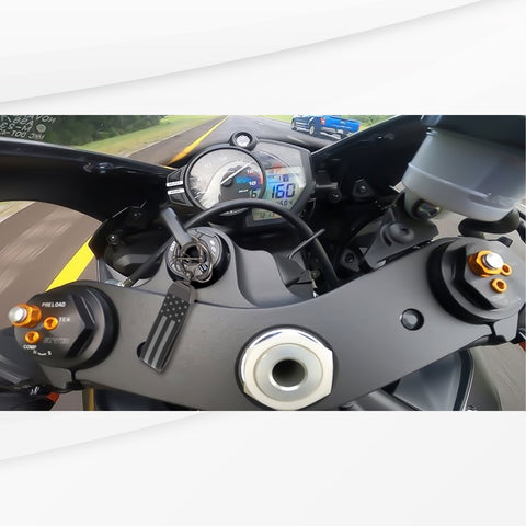 x xotic tech American USA Flag Car Keychain with Zinc Alloy D-Ring 360 Degree Rotatable Anti-Lost Auto Key Chain, Universal Fit for Truck, Ford, Jeep, Men Car Accessories