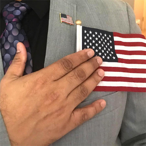 LOT OF AMERICAN FLAG GOLD LAPEL PINS United States USA Hat Tie Tack Badge Pin