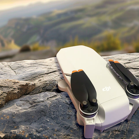 x xotic tech Mini Propellers Replacement Low-Noise and Quick-Release Blades Props Compatible with Mini 2 SE/Mini SE/Mini 2/Mini 4k Drone Screws