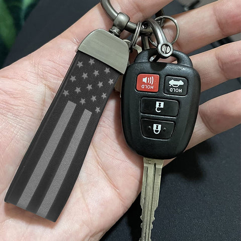 x xotic tech American USA Flag Car Keychain with Zinc Alloy D-Ring 360 Degree Rotatable Anti-Lost Auto Key Chain, Universal Fit for Truck, Ford, Jeep, Men Car Accessories