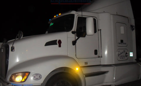 LED Amber Front Cab Flare Side Marker Turn Signal Corner Light Lamp for Kenworth T660 T600 T170 T270 T370 Semi-Trucks