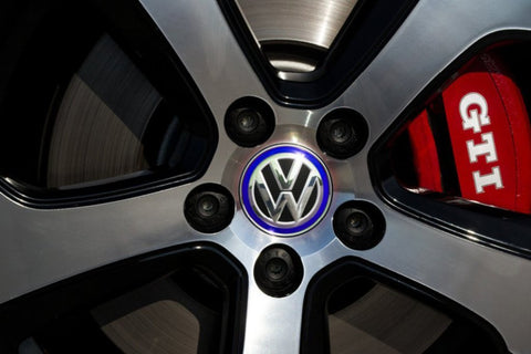 4 Pieces Blue / Red Pack Car Wheel Center Cap Hub Rings Alloy Decoration For VW Volkswagen Caddy EOS Golf Jetta Passat CC Phaeton Scirocco Sharan Tiguan Touran Transporter