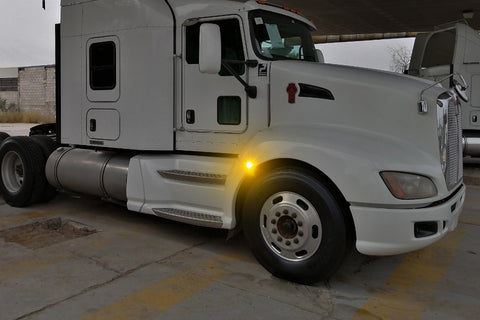 LED Amber Front Cab Flare Side Marker Turn Signal Corner Light Lamp for Kenworth T660 T600 T170 T270 T370 Semi-Trucks