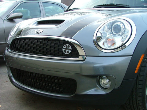 1 Set Front Grill Badge w/ Holder Fit All MINI Cooper R50 R55 R56 R57 R558 R60 UK Flag (Red/Black)