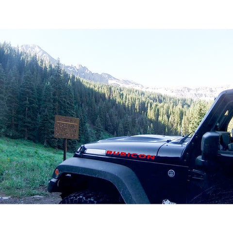 2 x Vinyl Black/ Brush Silver/ Red/ White RUBICON Letter Decal Hood Fender Sticker for Jeep Rubicon Wrangler JK YJ