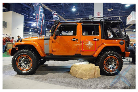 Car Decoration, 6" Nautical Compass Sticker Decal for Car Trunk Hood Door Window, Black/ White